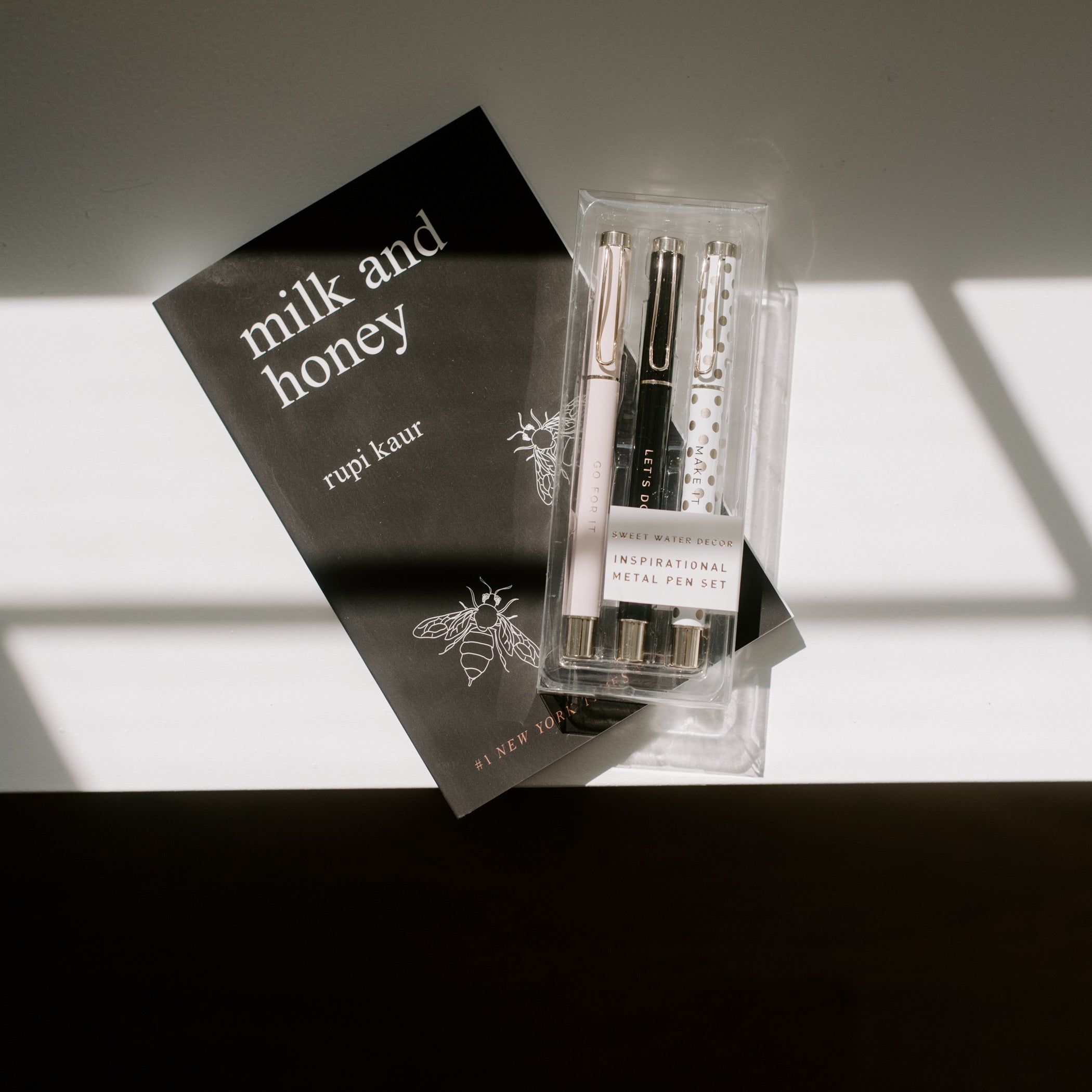 Set of 3 motivational pens packaged in clear gift box