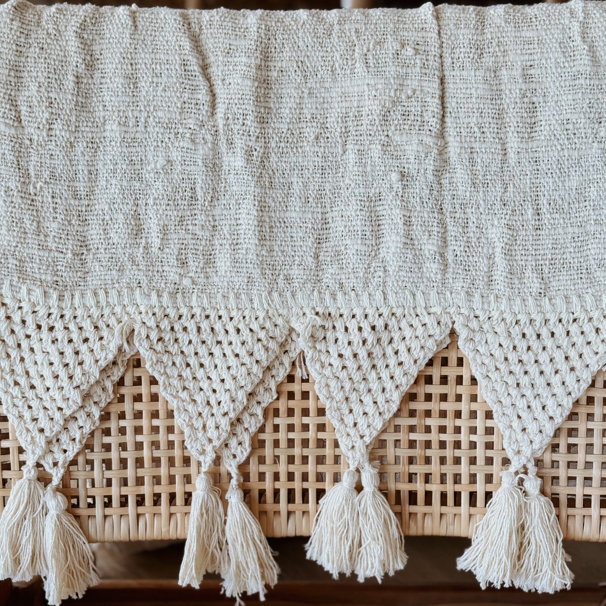 Mira natural macramé cotton throw – view 2