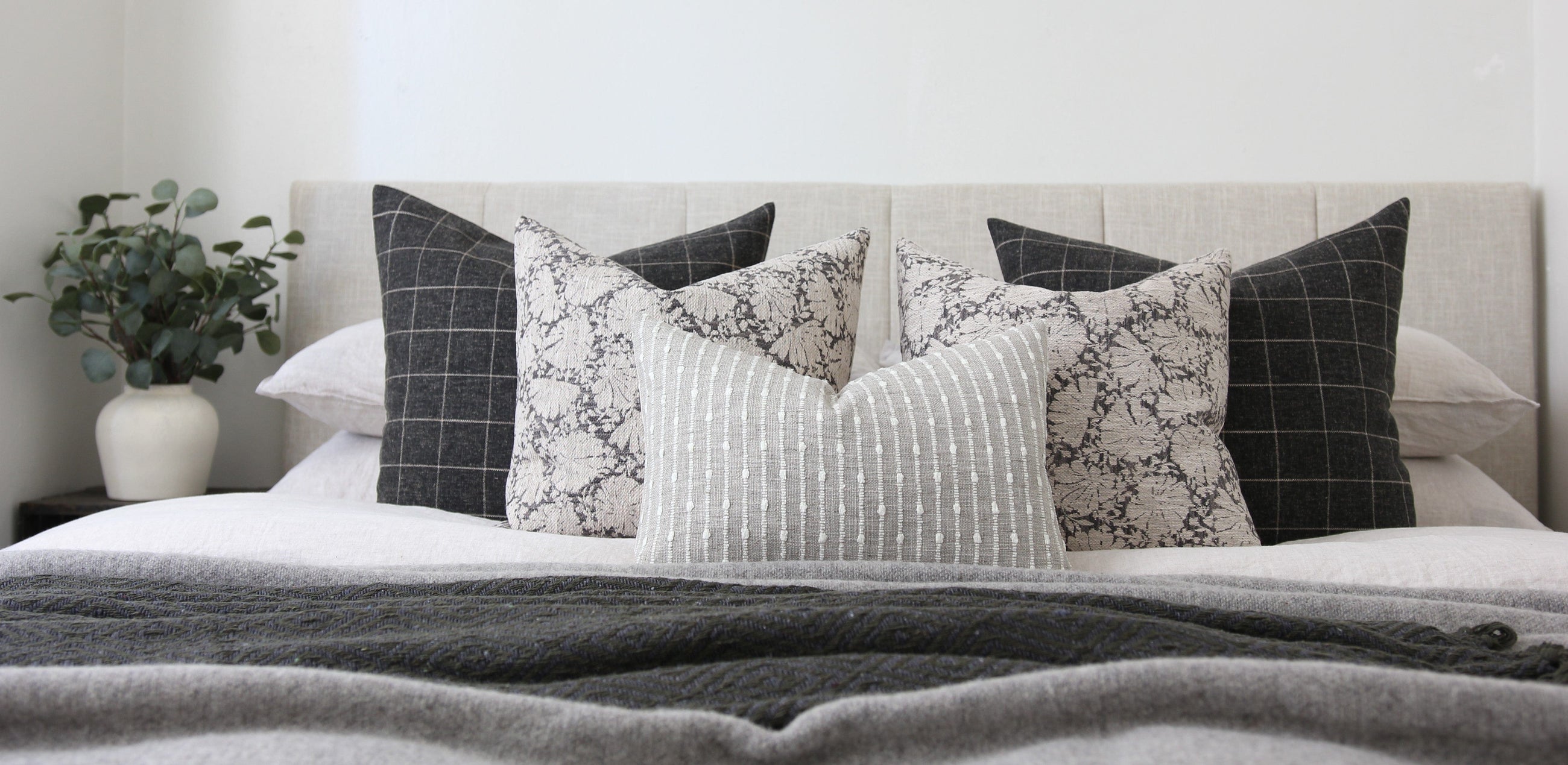 Charlotte Pillow Cover