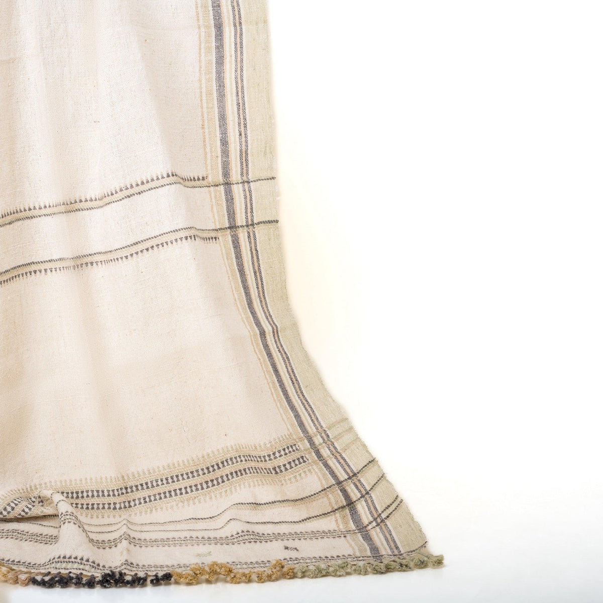 Alabaster off white handwoven Indian wool throw blanket – view 7