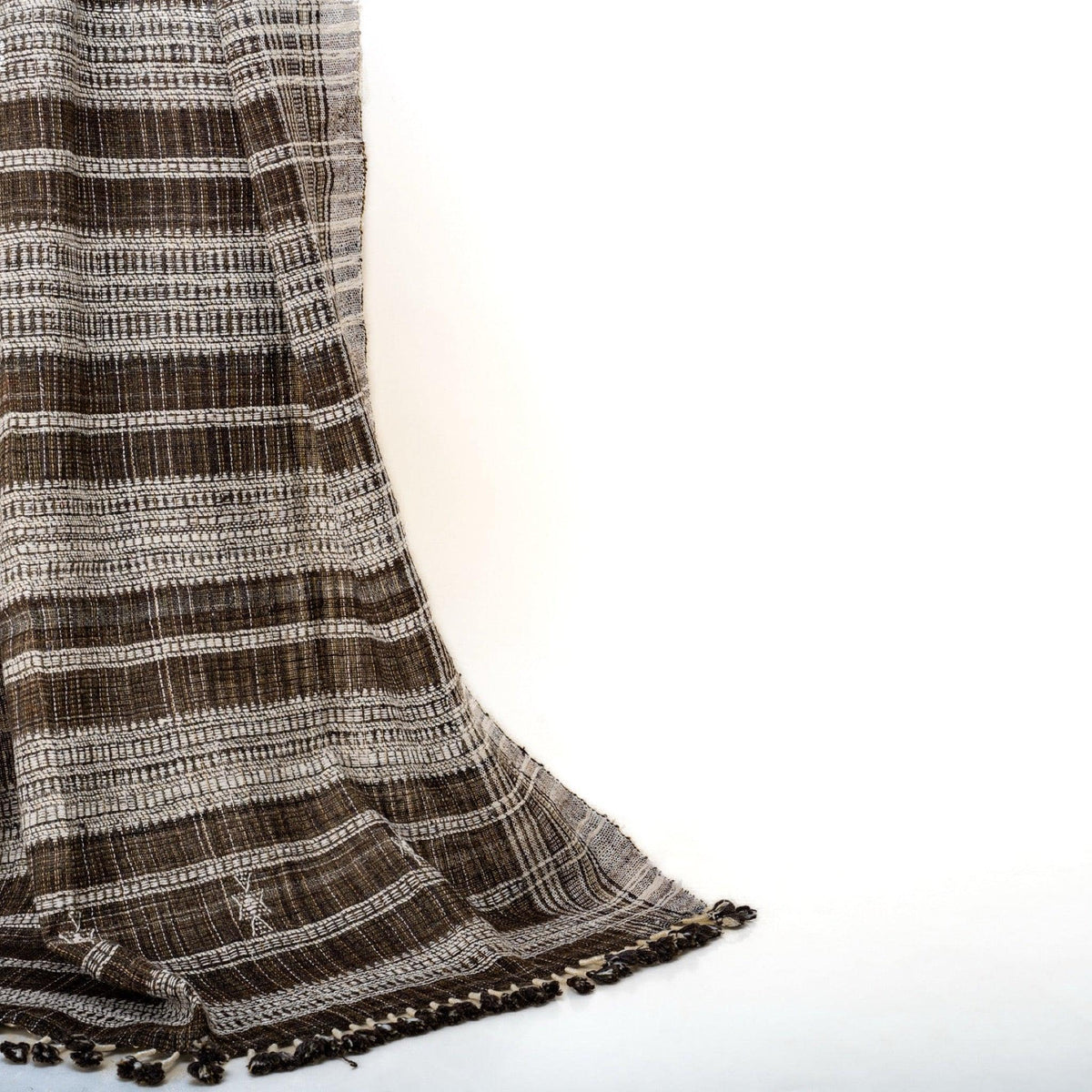 Sphene brown handwoven Indian wool throw blanket – view 9