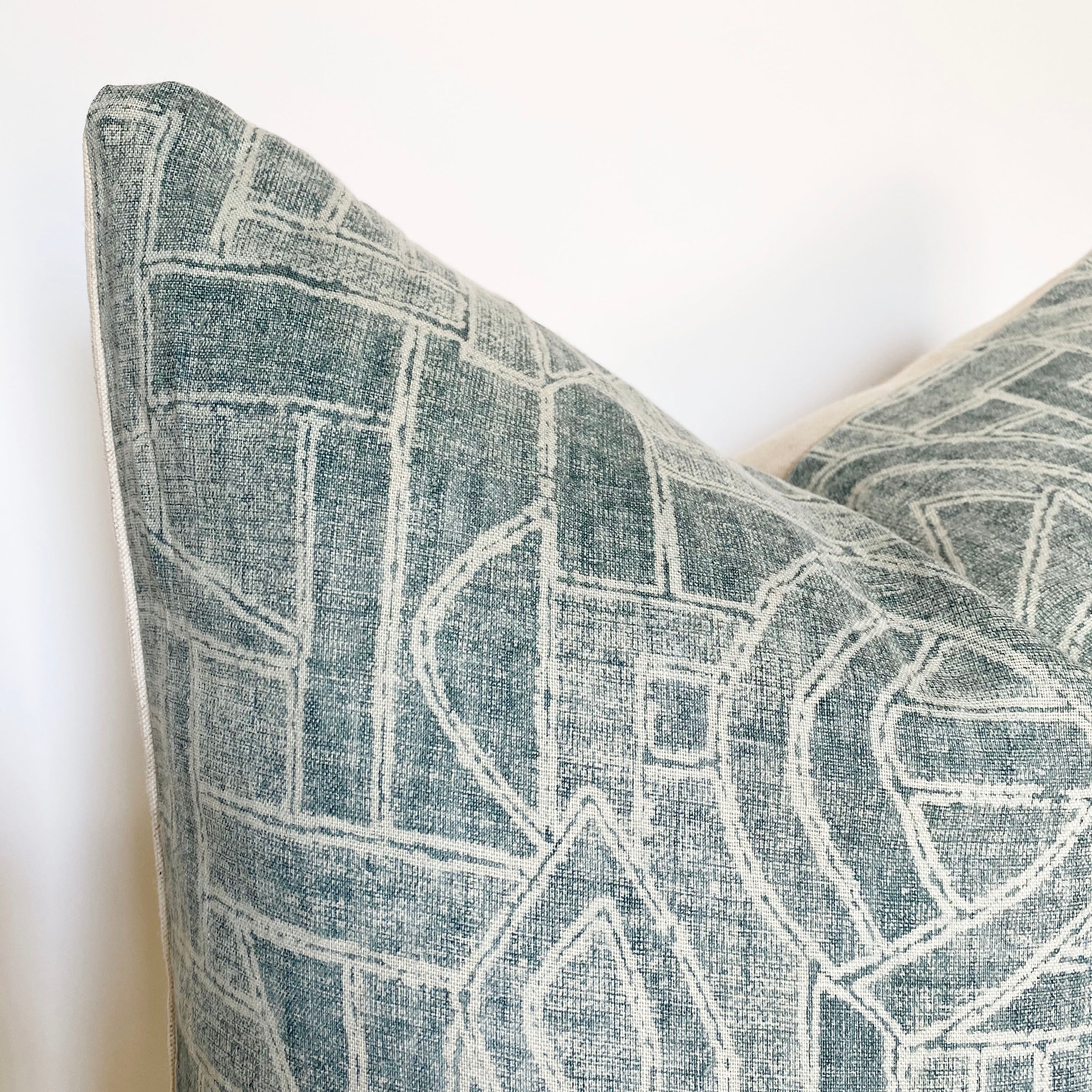 Tye Lago Designer Pillow Cover