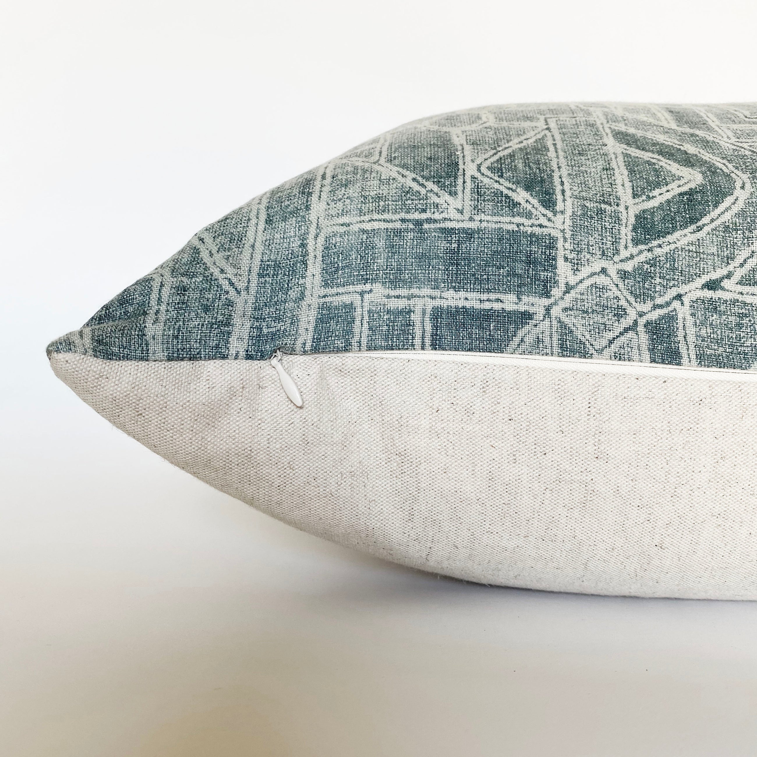 Tye Lago Designer Pillow Cover