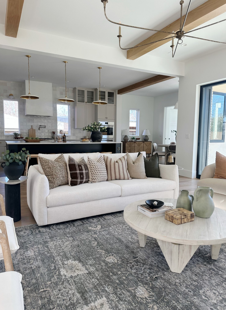 How to Style Farmhouse Couch Pillows for a Cozy, Inviting Living Room