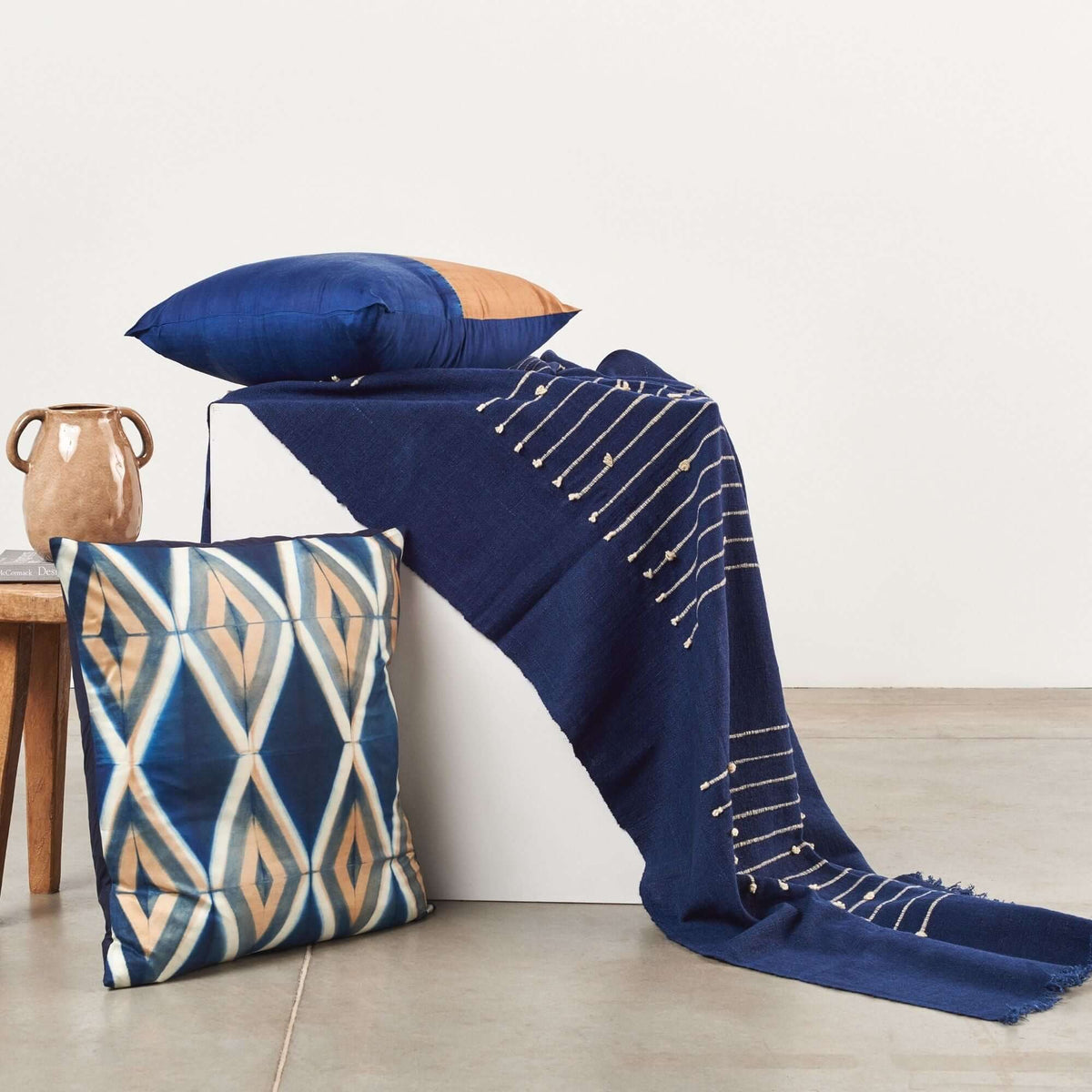 Rosewood Indigo merino wool handloom throw – One Affirmation
