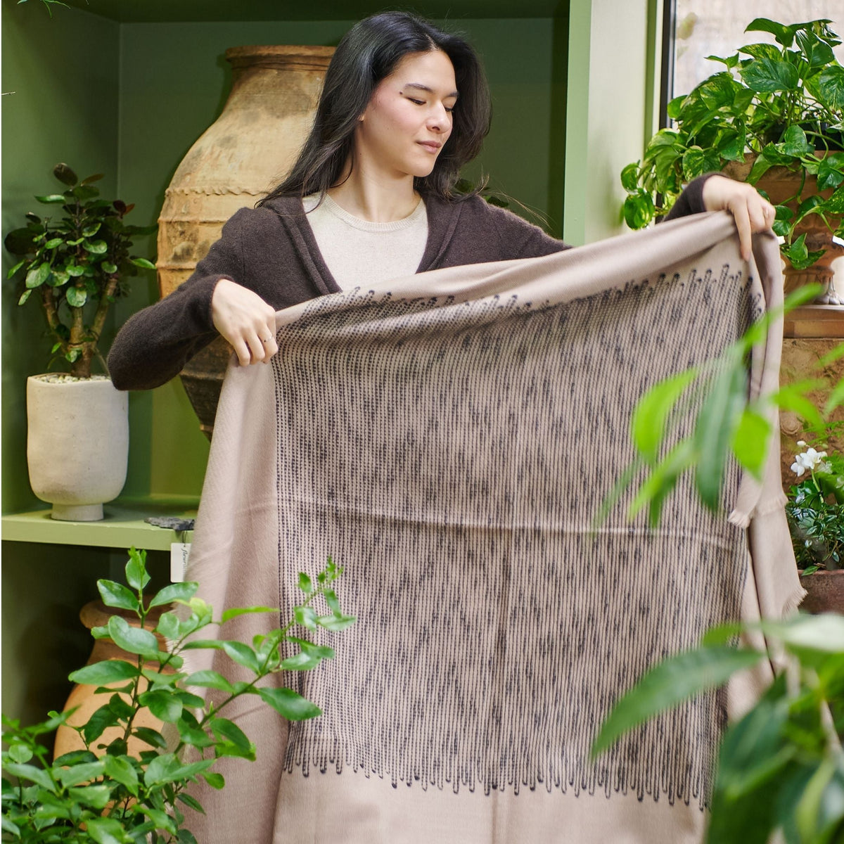 Flo Brown handloom merino wool throw, 53x53 – One Affirmation