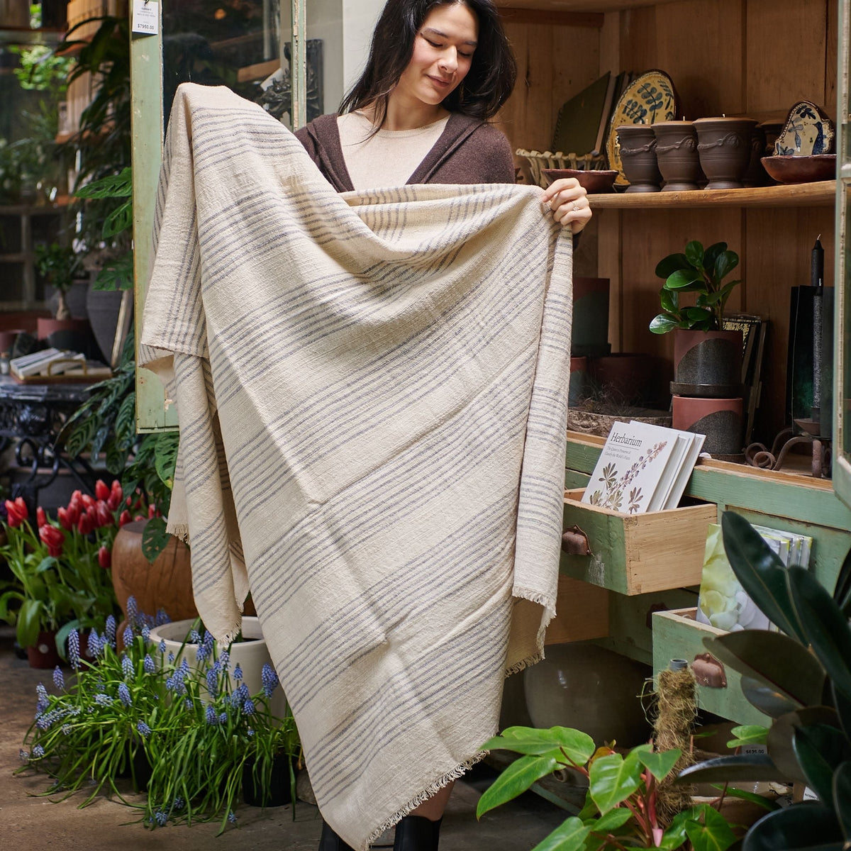 Silica Chalk off white and gray stripes handwoven throw – One Affirmation
