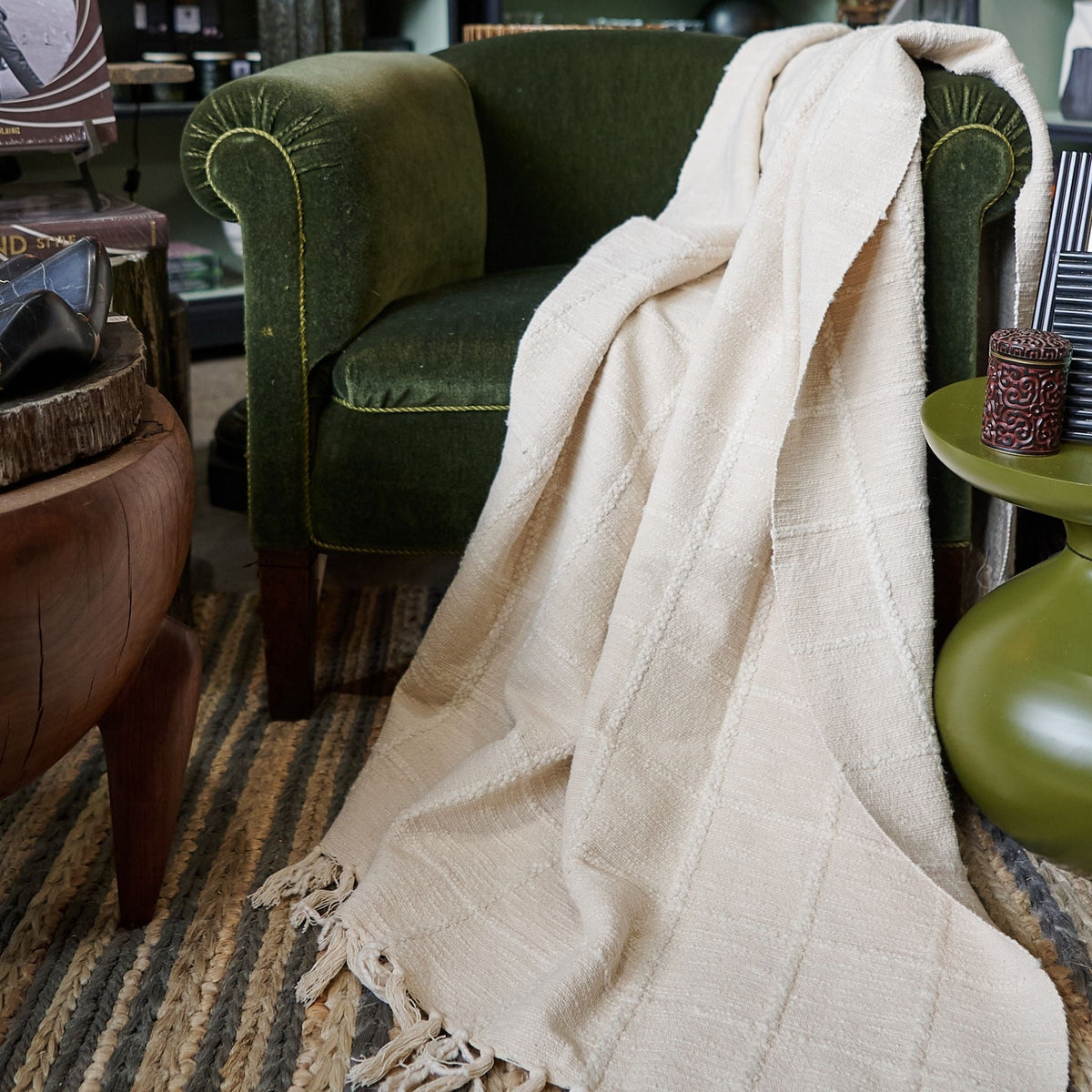 Sea Shell white textured checks handloom cotton throw – One Affirmation