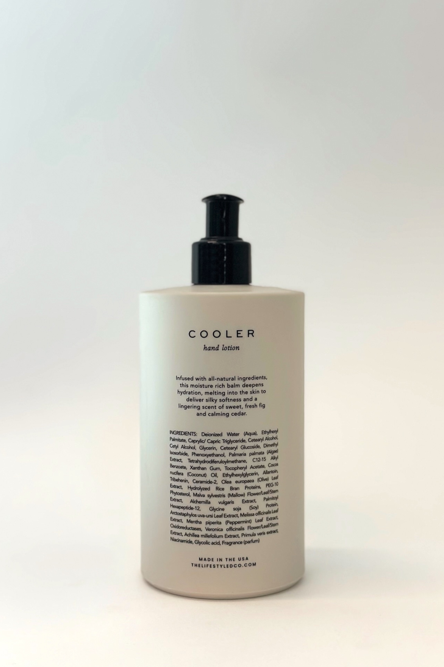 Luxury lotion with quick-absorbing hydration