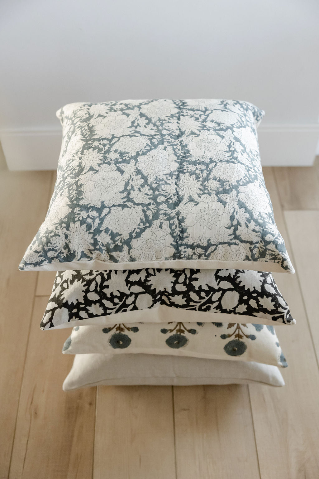 Kate Pillow Cover