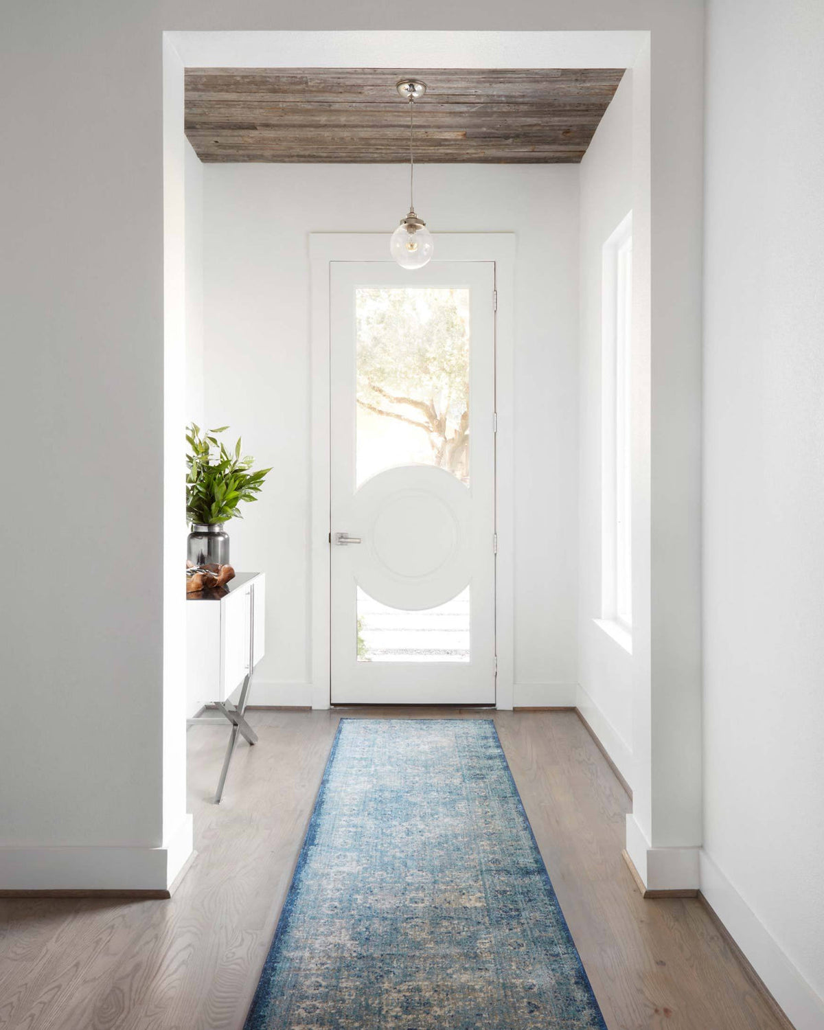 Aria Blue / Ivory
