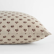 Pippa brown small-pattern pillow cover close-up