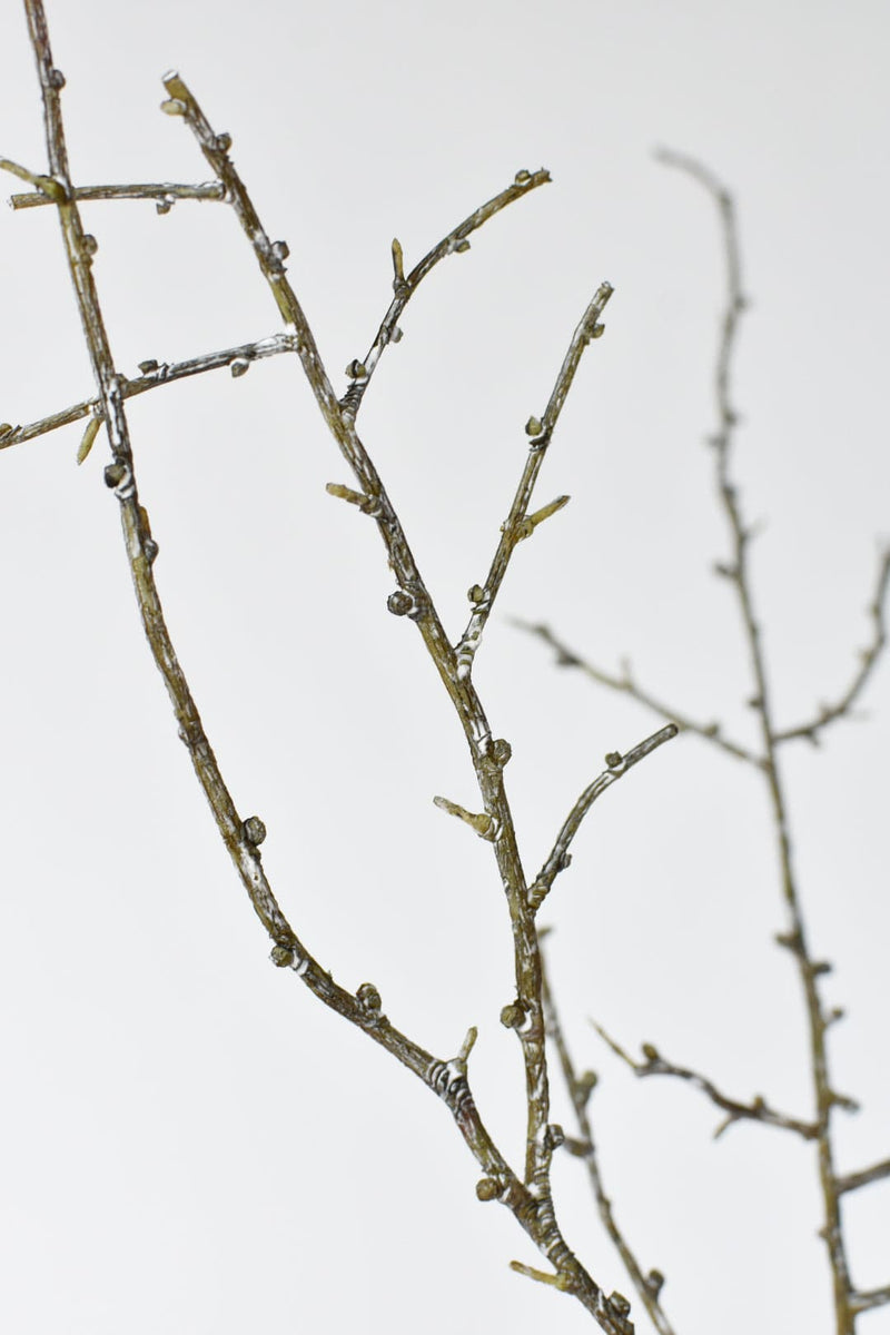 Artificial tree branch stem with wired structure