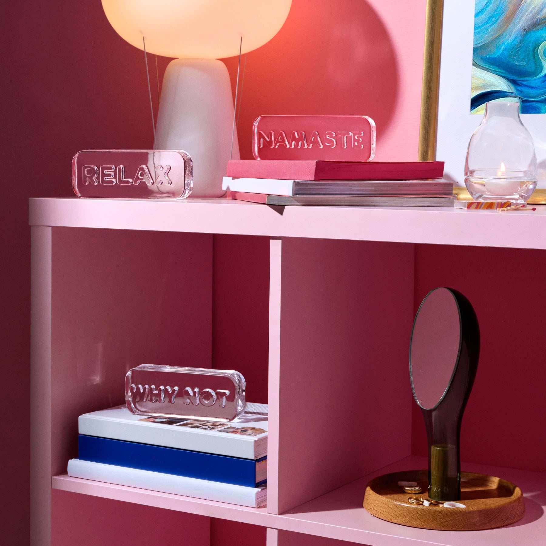 Designer desk accessory with affirmation – NUDE Paroles Paroles