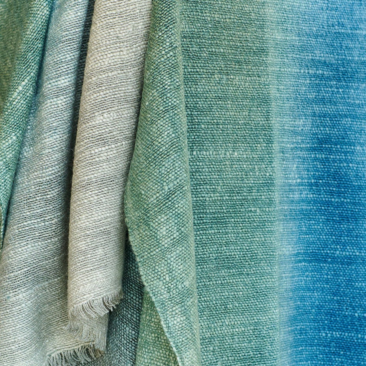 Lake Moss handwoven merino throw blanket in blue green – One Affirmation