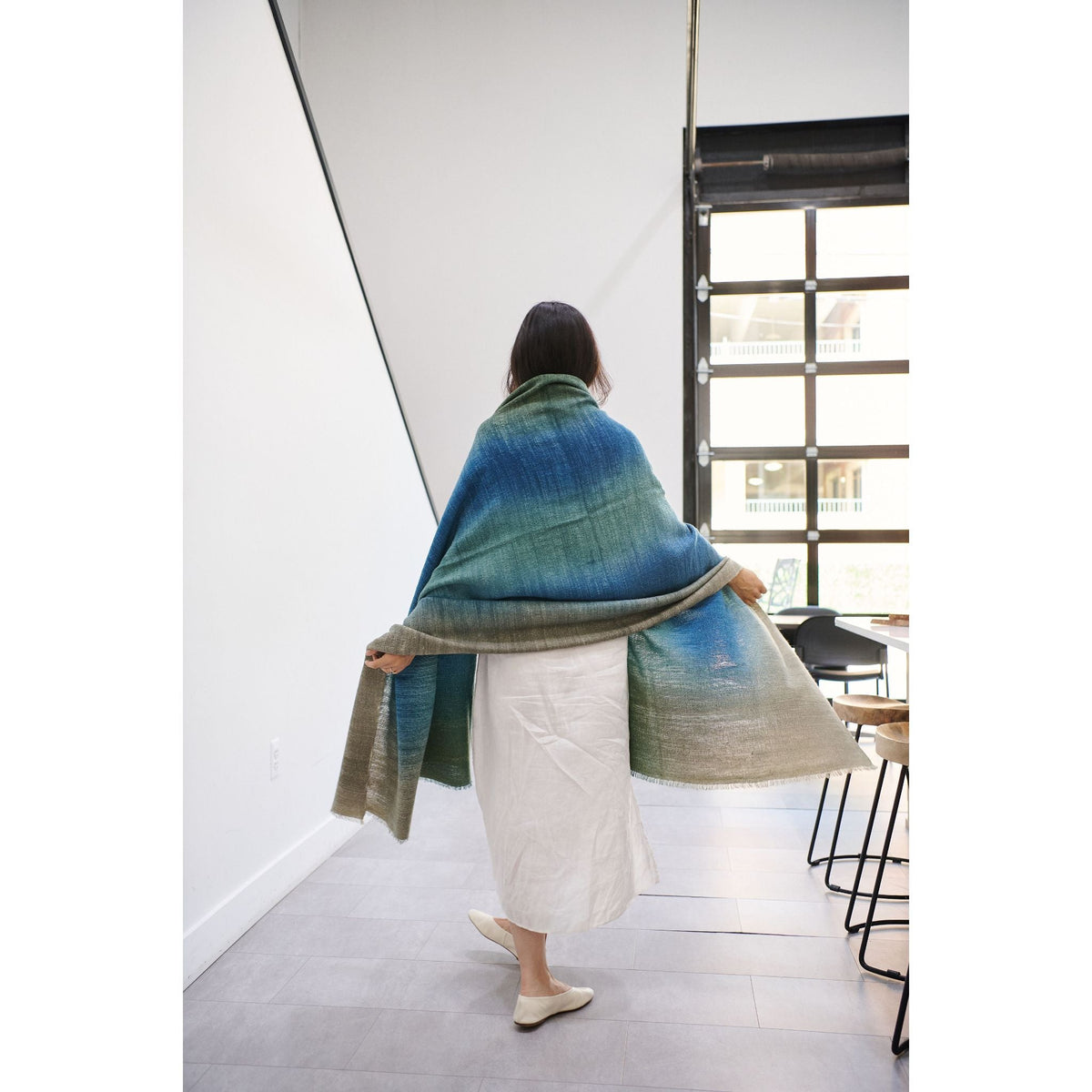 Lake Moss handwoven merino throw blanket in blue green – One Affirmation