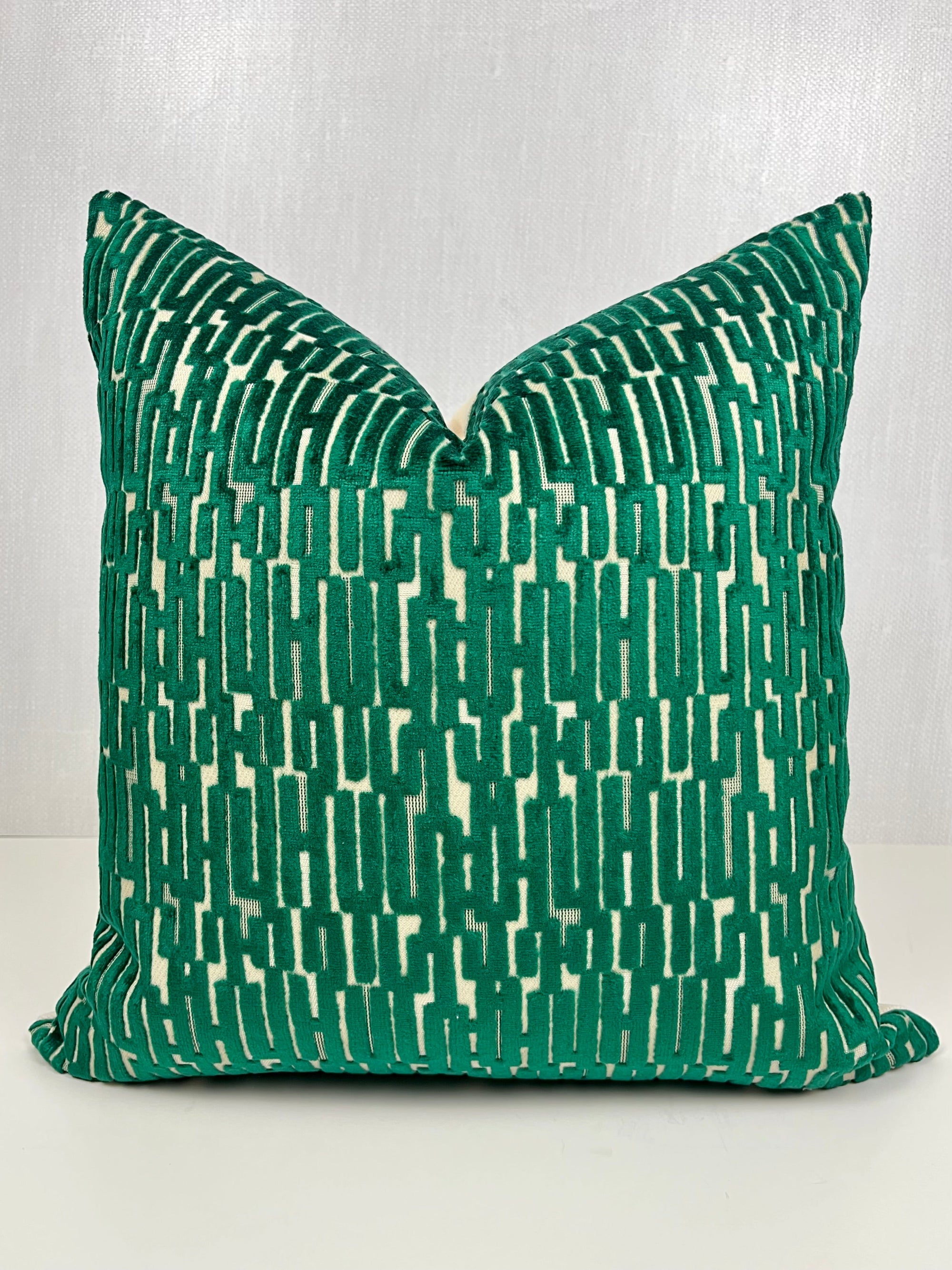 Emery Emerald Green Geometric Velvet Pillow Cover – view 5