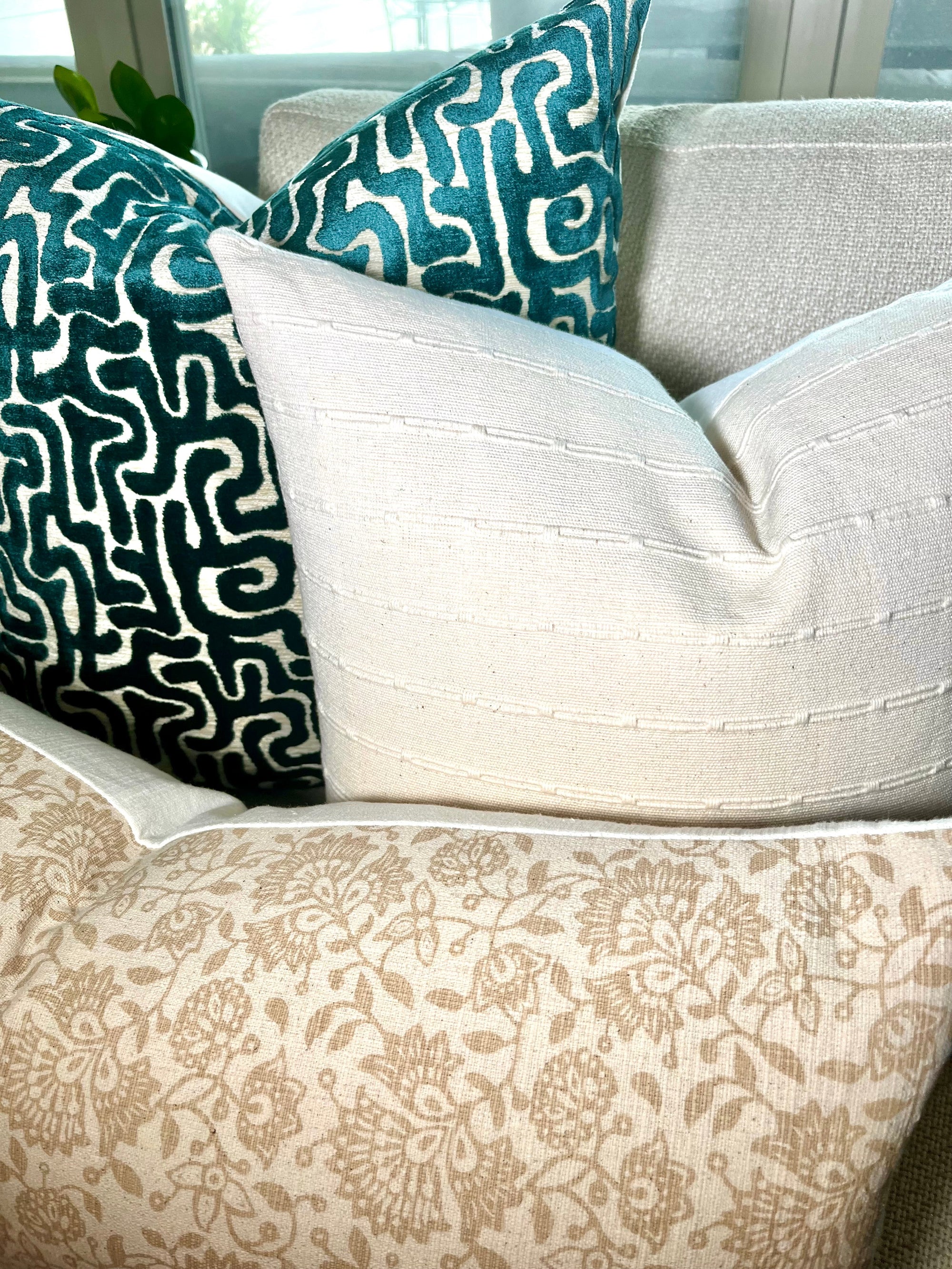 Margot Teal Maze Velvet Pillow Cover – view 3
