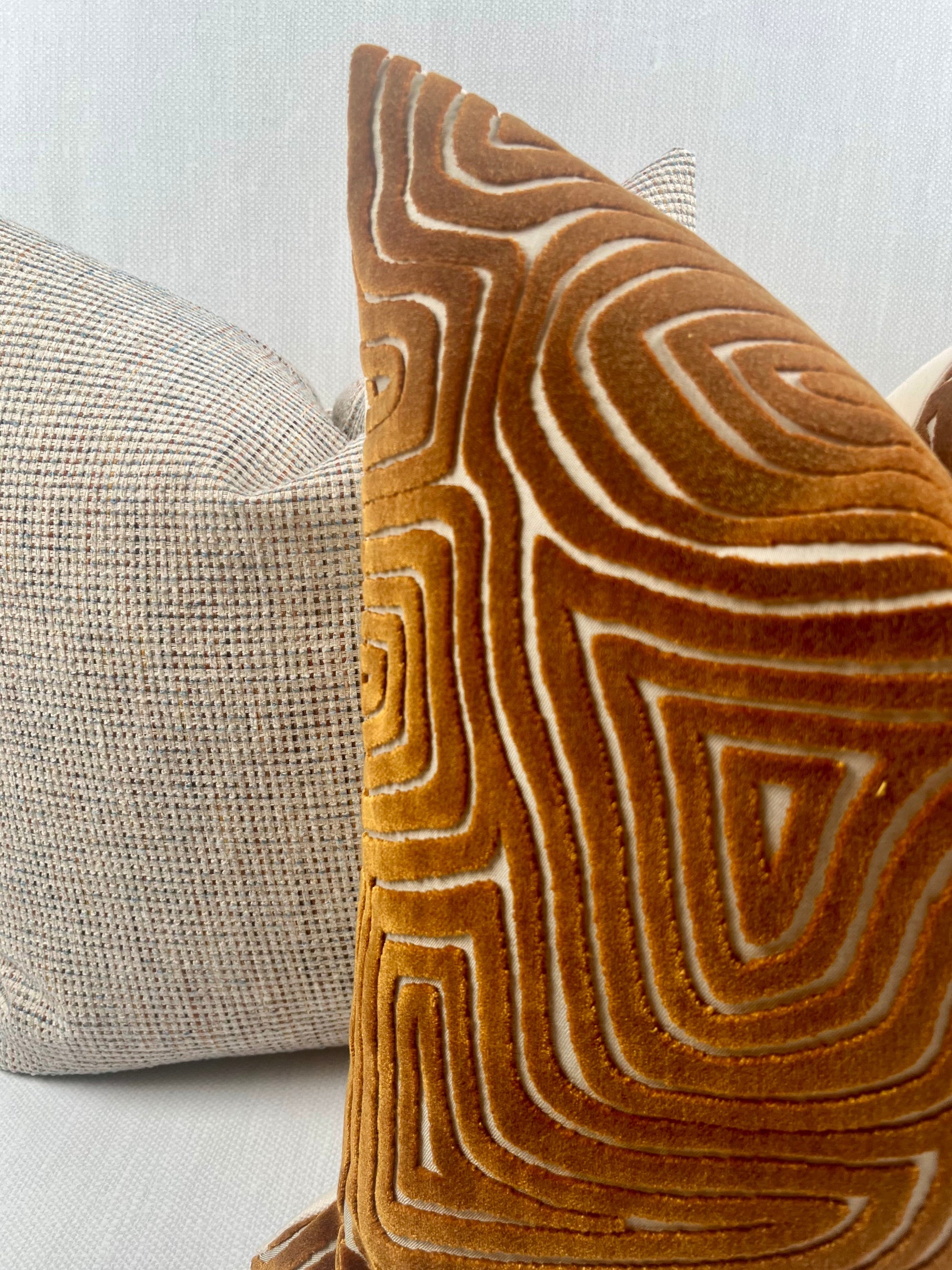 Ezra Bronze Maze Velvet Pillow Cover – view 5