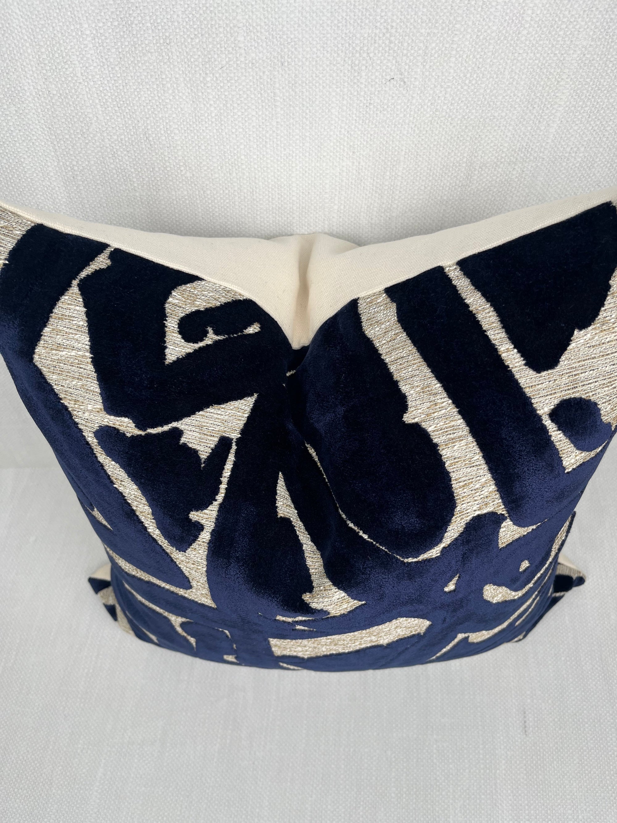 Henley Navy Blue Velvet Abstract Pillow Cover – view 2