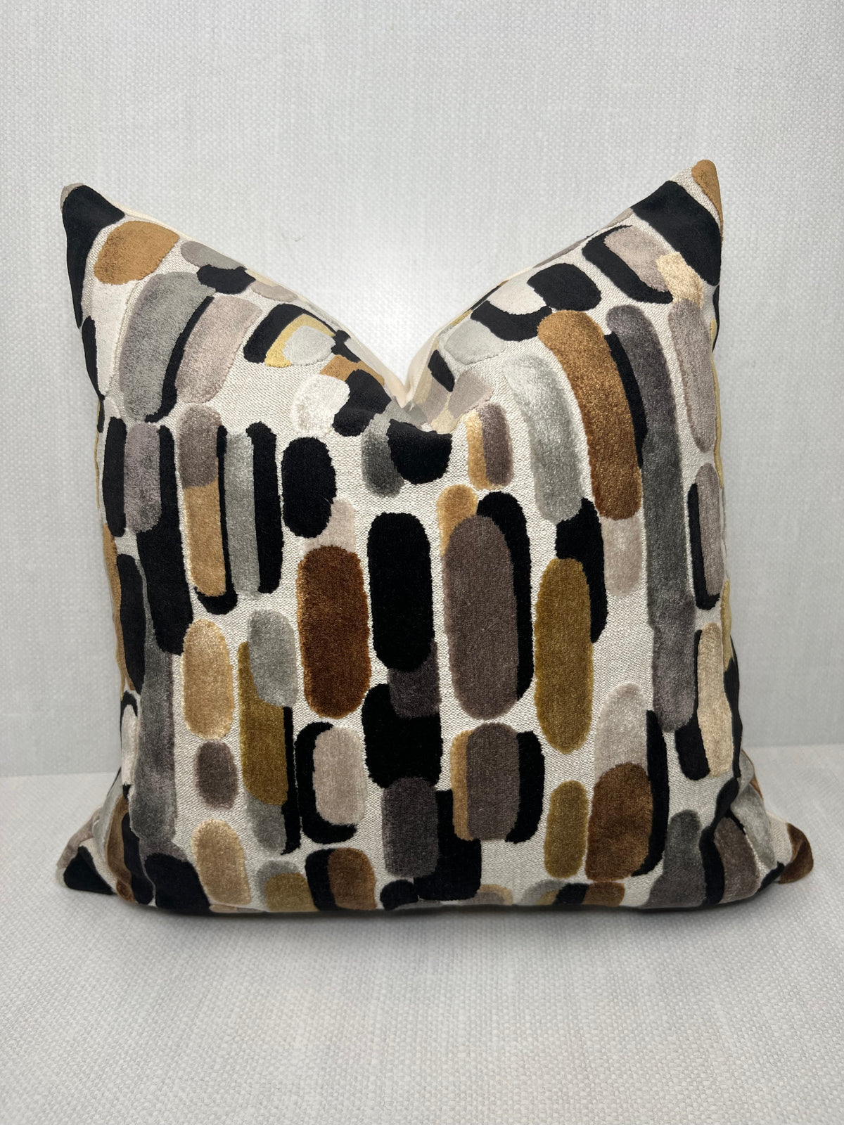 River Geometric Oval Pillow Cover in Black and Gold