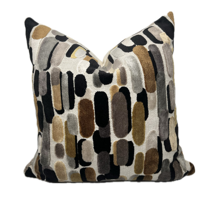 River Geometric Oval Pillow Cover in Black and Gold