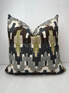 Atlas Abstract Geometric Pillow Cover – view 4