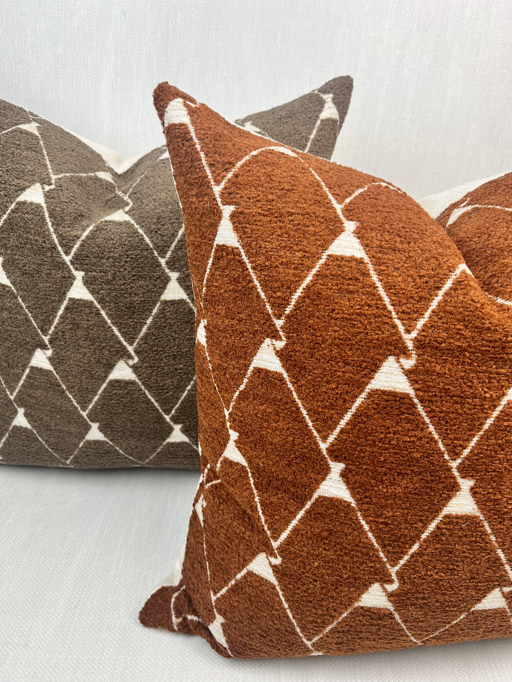 Sierra Terracotta Geometric Pillow Cover – view 3