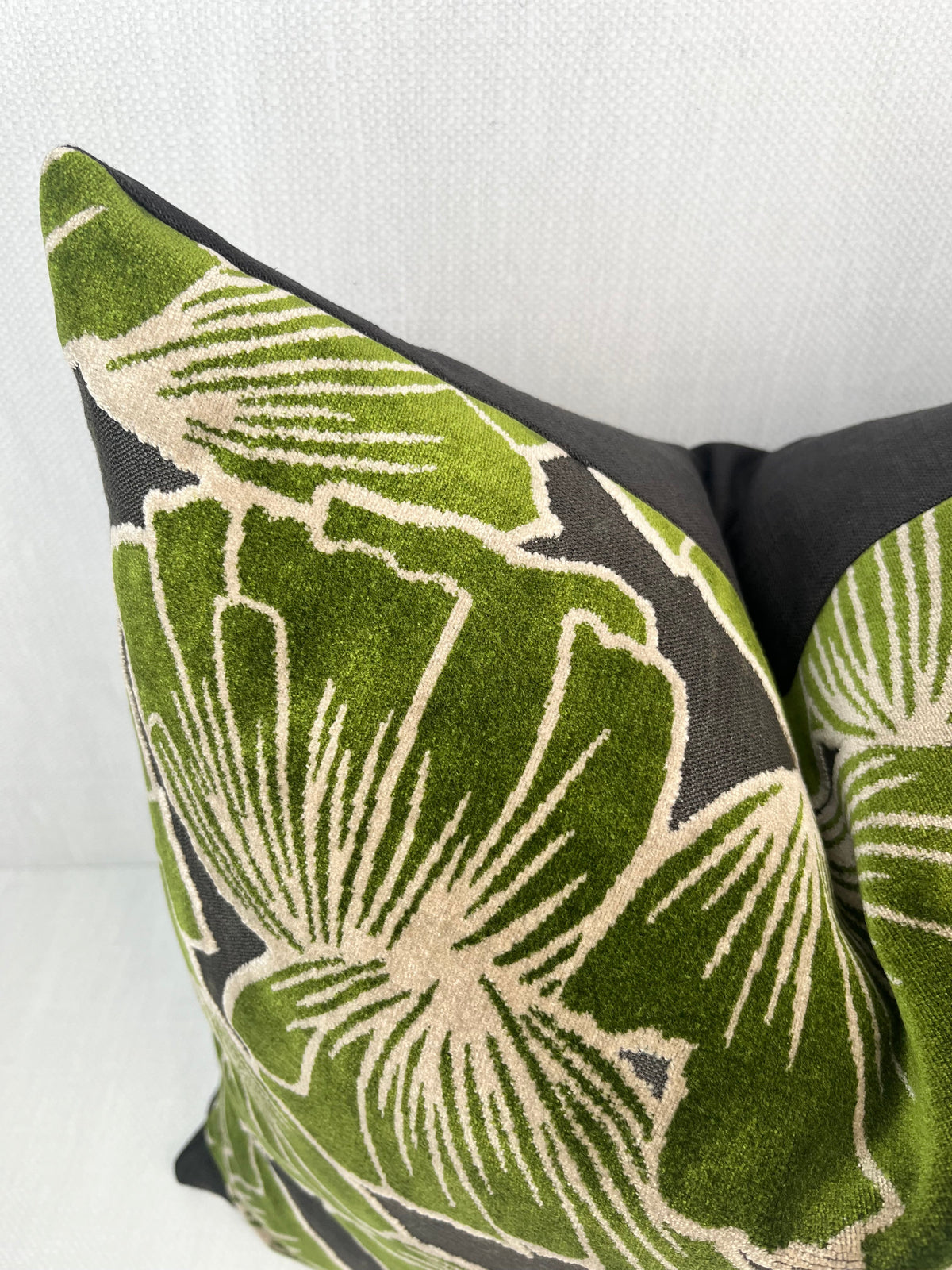Sylvia Emerald Ginkgo Velvet Pillow Cover – view 2