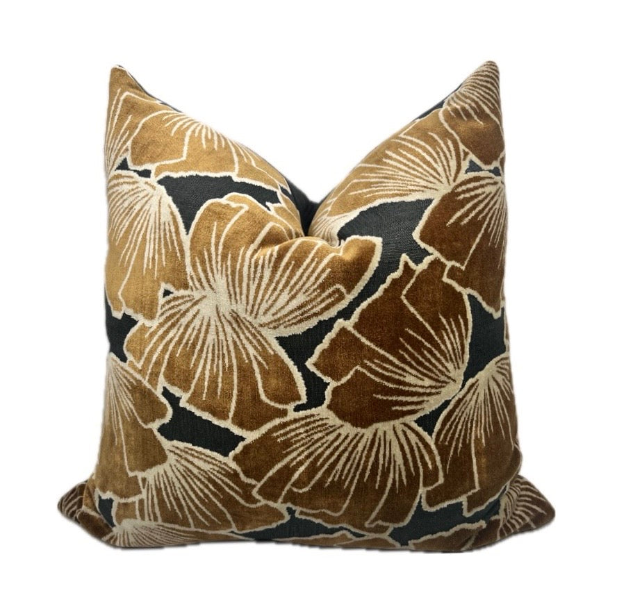 Sylvia gold ginkgo leaf velvet pillow cover – One Affirmation