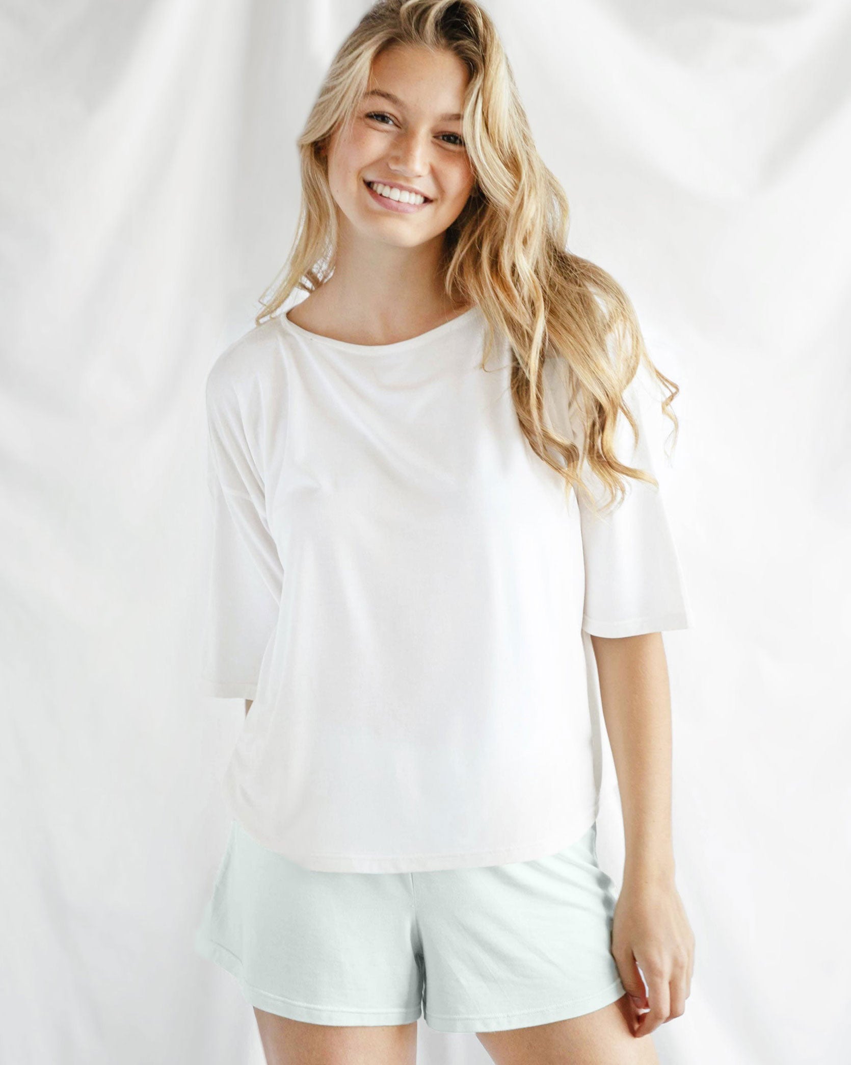 Ultra-soft modal boat neck shirt in casual style