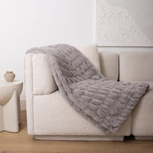 Luxxe Bubble Blanket