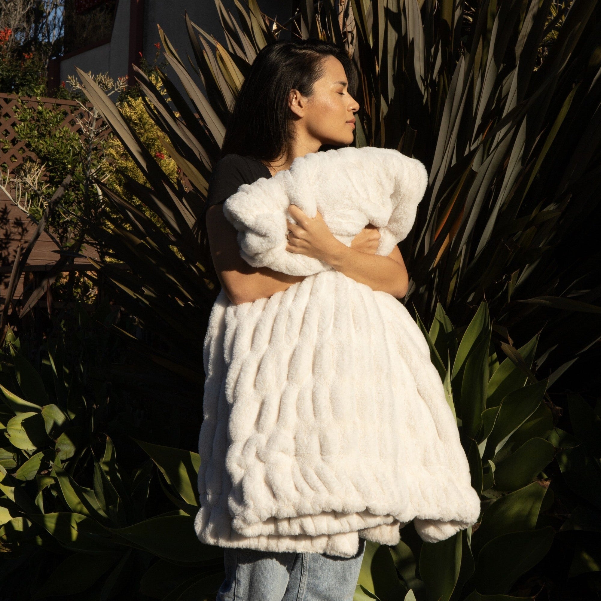 Luxxe Bubble Blanket