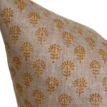 Santa Maria Pillow Cover