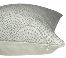 Scalloped Woven Pillow Cover in Natural