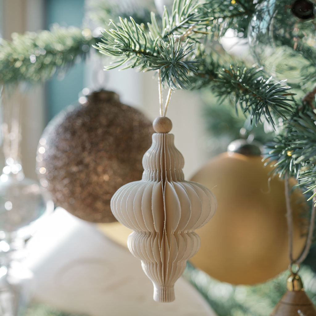 Elegant matte gold ornaments for tree or garland décor