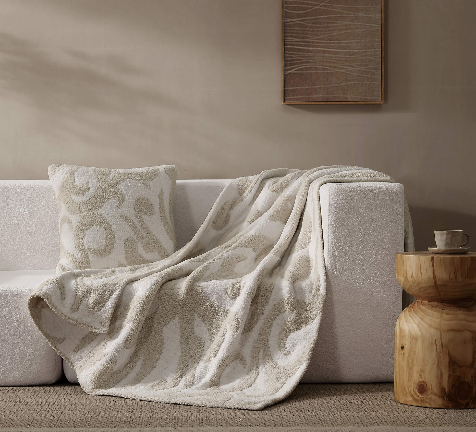Casablanca Throw Oatmeal Clear White