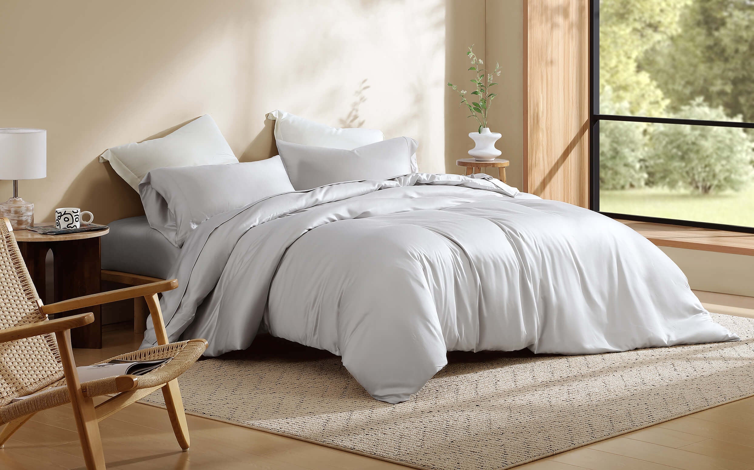 Eco-friendly silky pillowcases in standard and king sizes