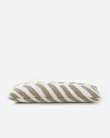 Ribbed Snug Throw Biscotti