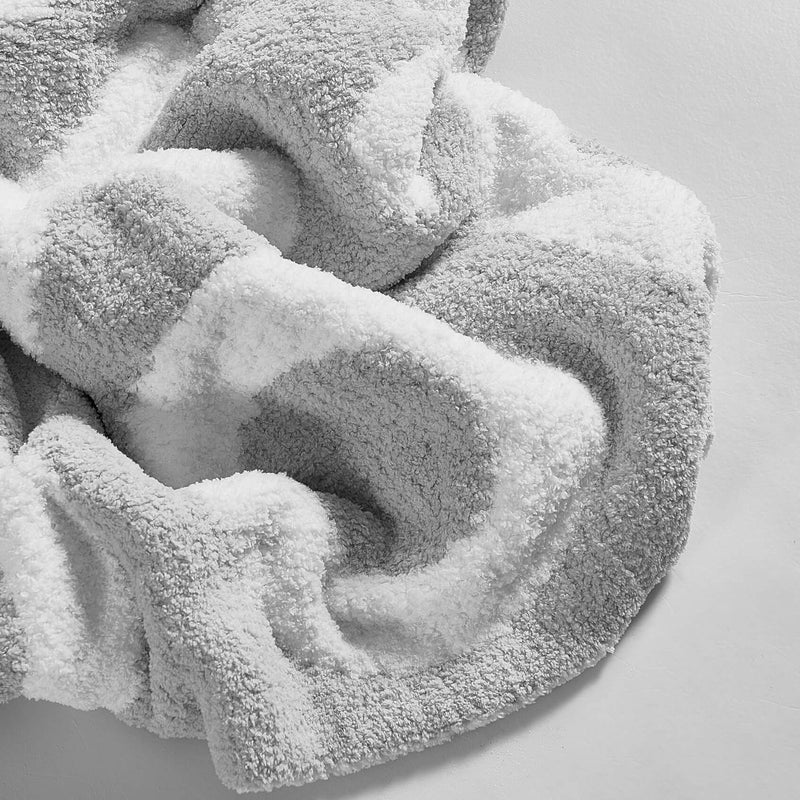 XOXO Throw Cloud Grey