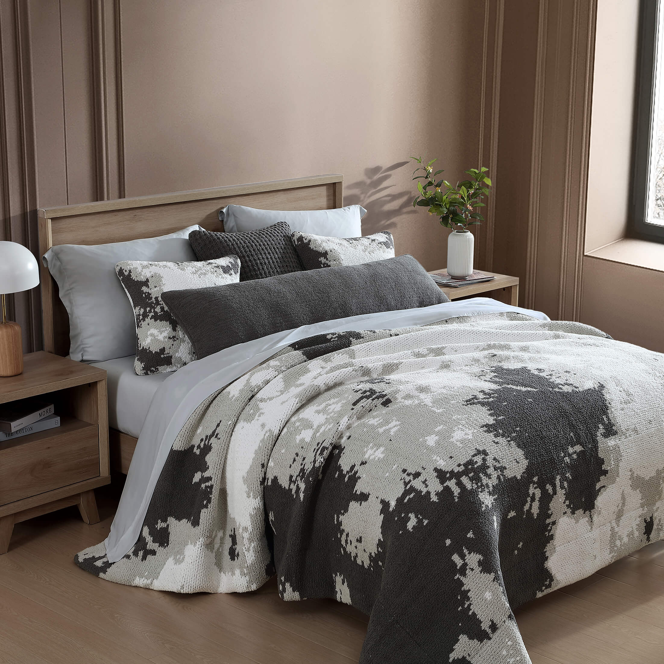 All-in-one comforter replacing duvet and cover in Chromatic colorway