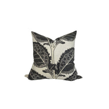 Lacinato Pillow Cover in Basalt Black