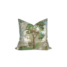Lincoln Toile Pillow Cover in Green