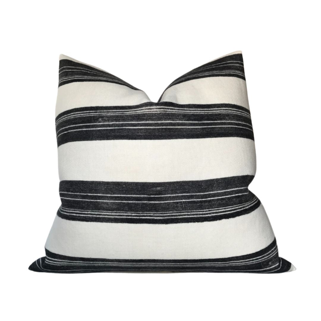 Kelly Wearstler Askew Pillow Cover in Ivory Onyx