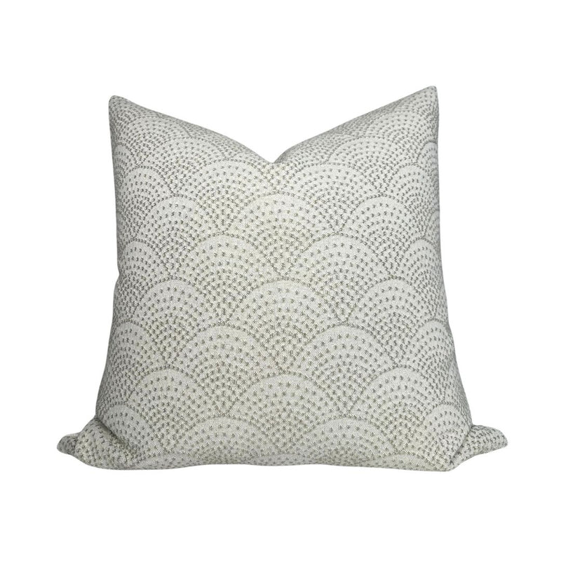 Scalloped Woven Pillow Cover in Natural