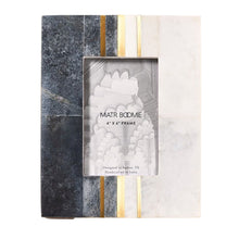 Sammita 4x6 Black & White Picture Frame - Hand Carved Marble