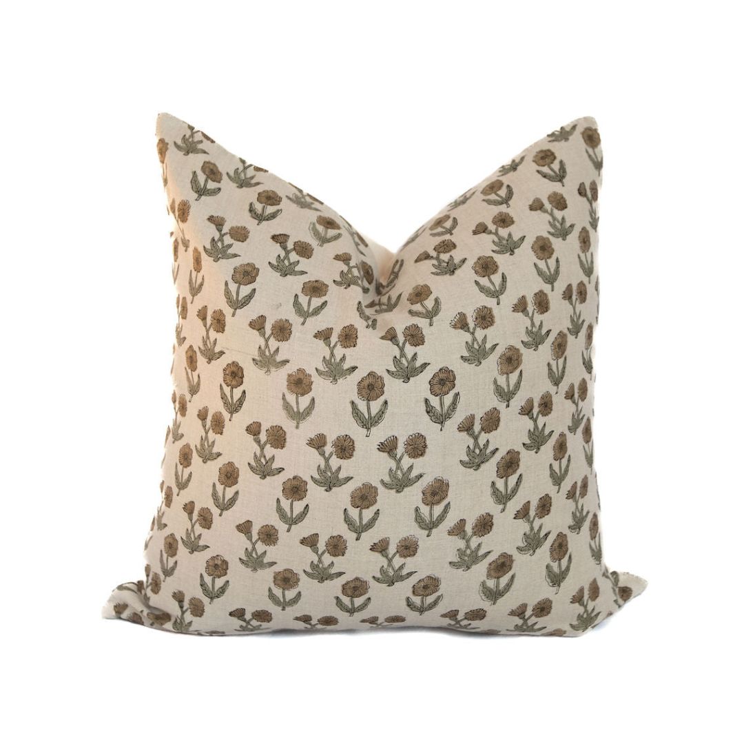 Avery Pillow Cover
