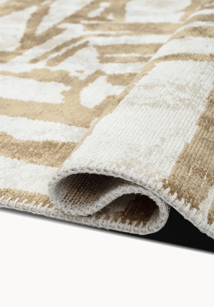 Earth-tone Ornate Rug - Natural Color Area Rug | Alpken