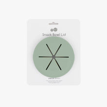 Close-up of silicone snack lid with flexible opening