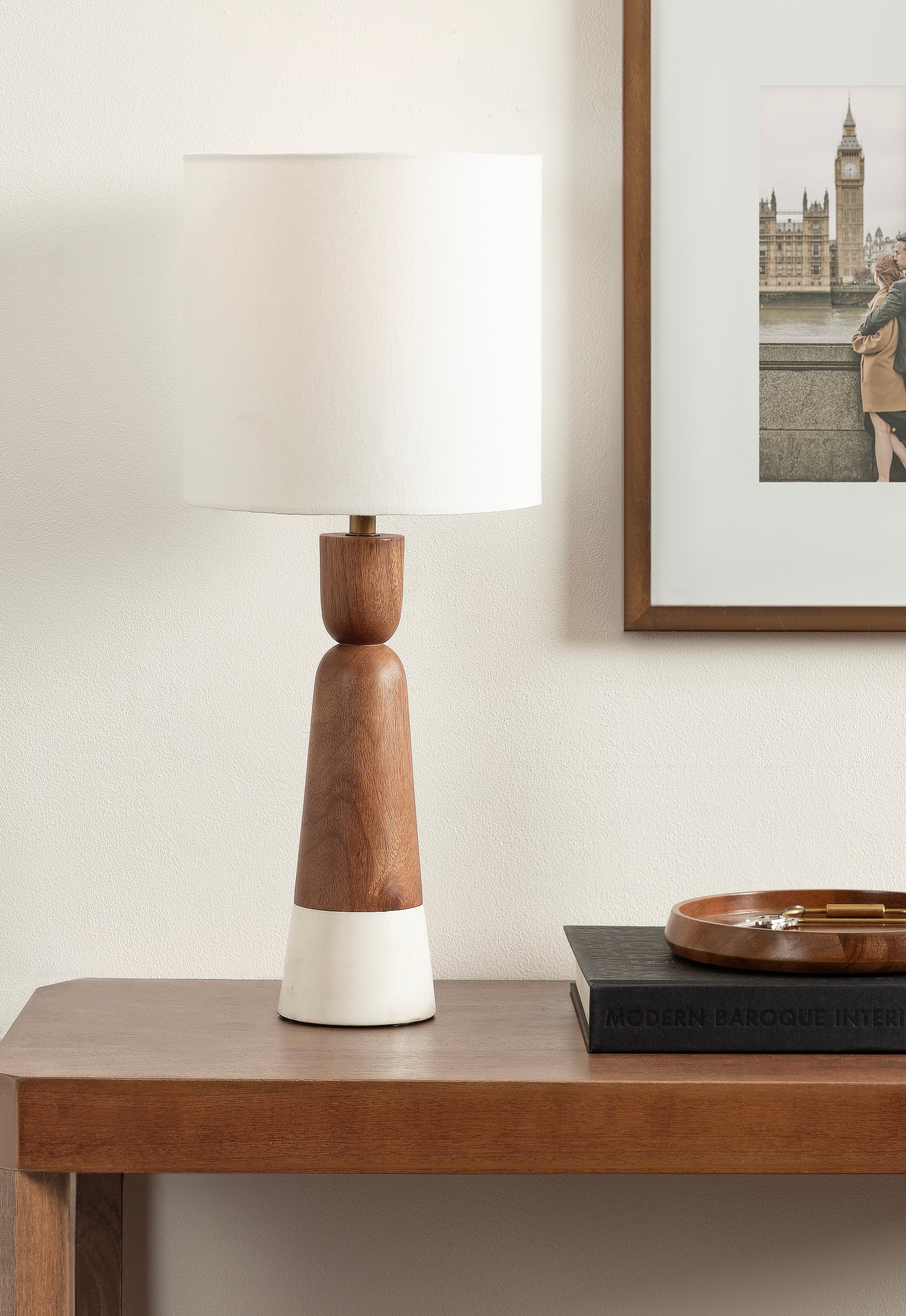 Deori Table Lamp